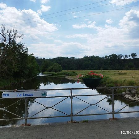 Gite Rural 3 Epis "Aux Pieds Des Ar'Den" - Chambre 1 Isolee Et Chambre 2 Dans Hall De Nuit - 34 Rue Du Chateau A 5564 Wanlin - 4 Adultes Et 2 Enfants Houyet Exteriér fotografie