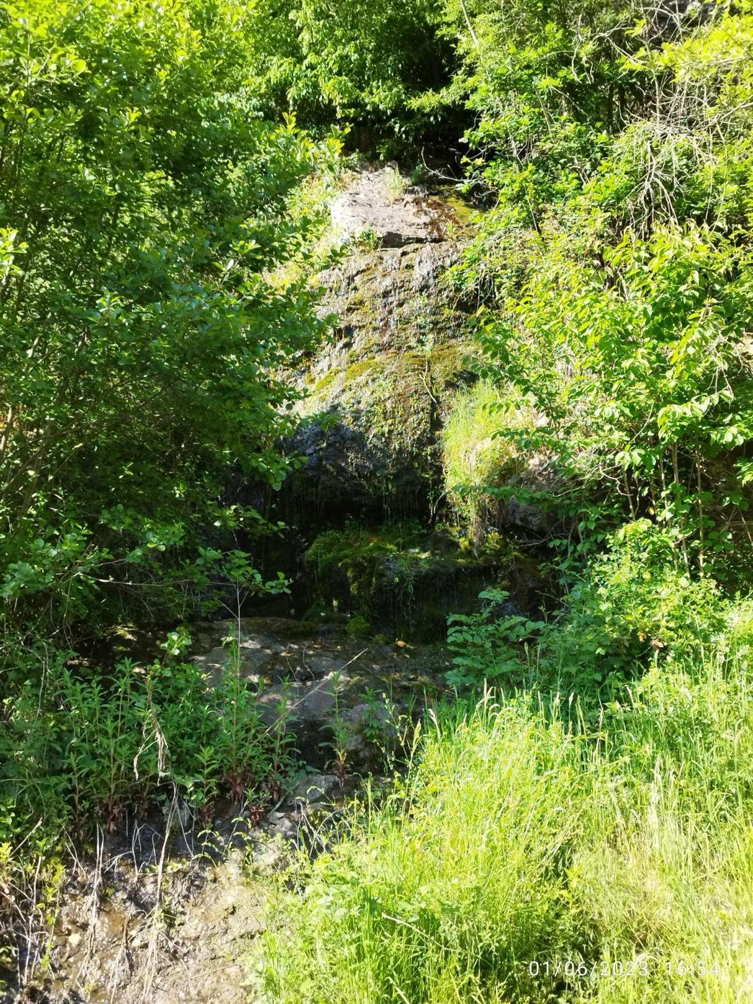 Gite Rural 3 Epis "Aux Pieds Des Ar'Den" - Chambre 1 Isolee Et Chambre 2 Dans Hall De Nuit - 34 Rue Du Chateau A 5564 Wanlin - 4 Adultes Et 2 Enfants Houyet Exteriér fotografie