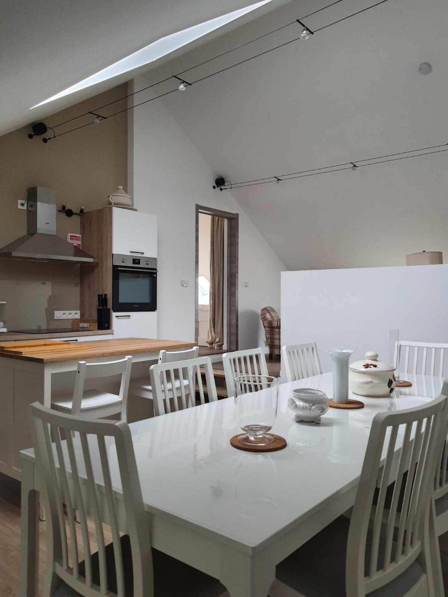 Gite Rural 3 Epis "Aux Pieds Des Ar'Den" - Chambre 1 Isolee Et Chambre 2 Dans Hall De Nuit - 34 Rue Du Chateau A 5564 Wanlin - 4 Adultes Et 2 Enfants Houyet Exteriér fotografie